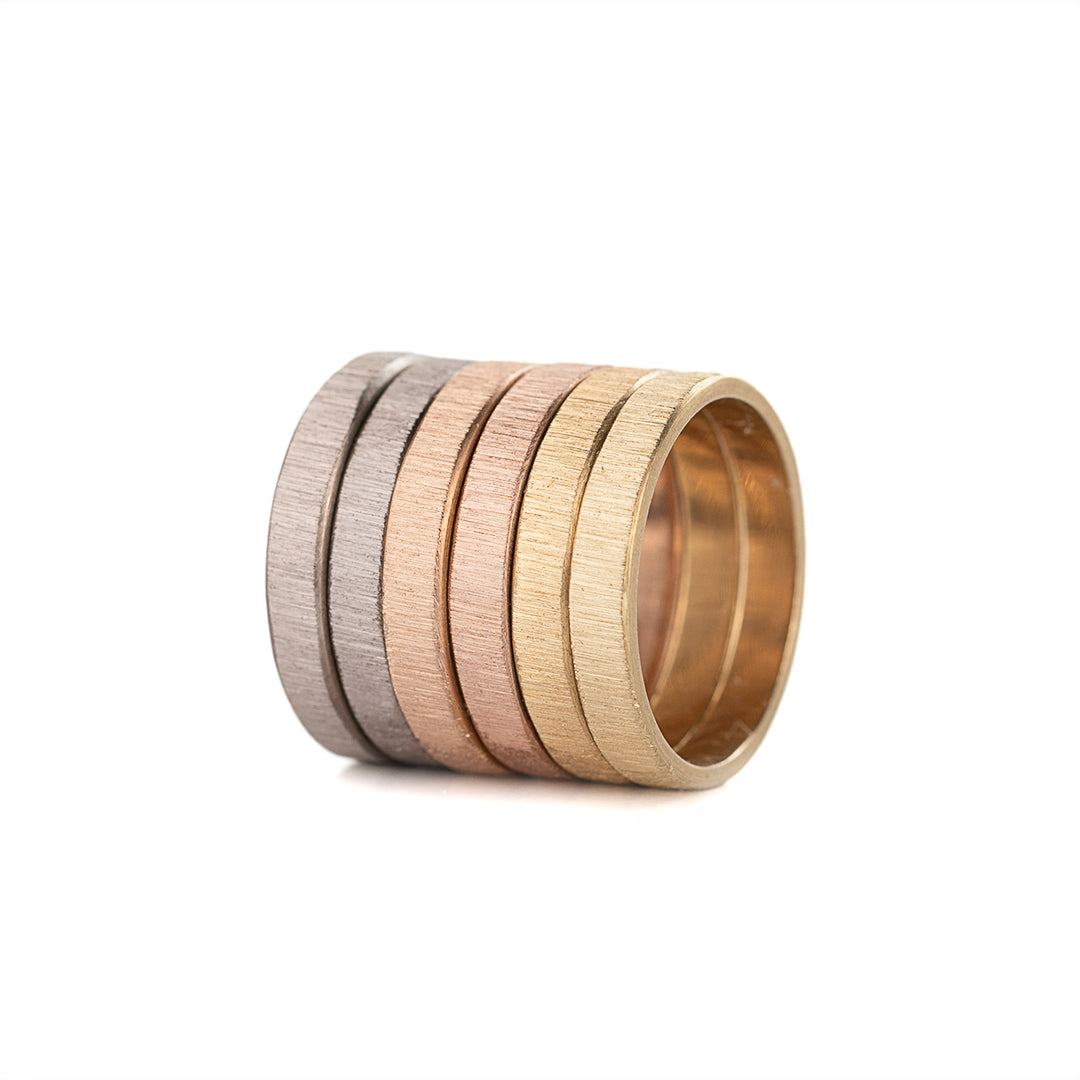 verschillende kleuren goud