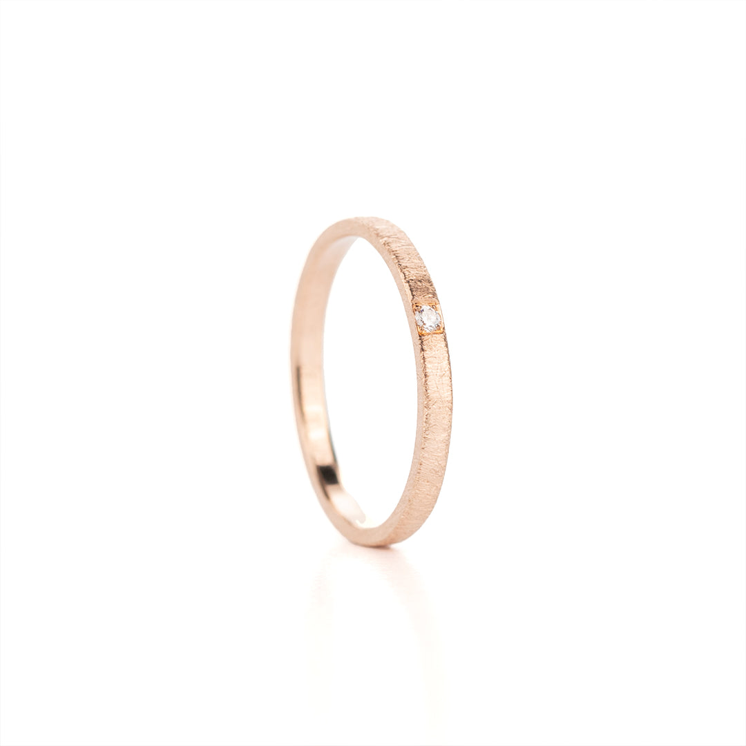 Handgemaakte verlovingsring in roodgoud – stAen Antwerpen