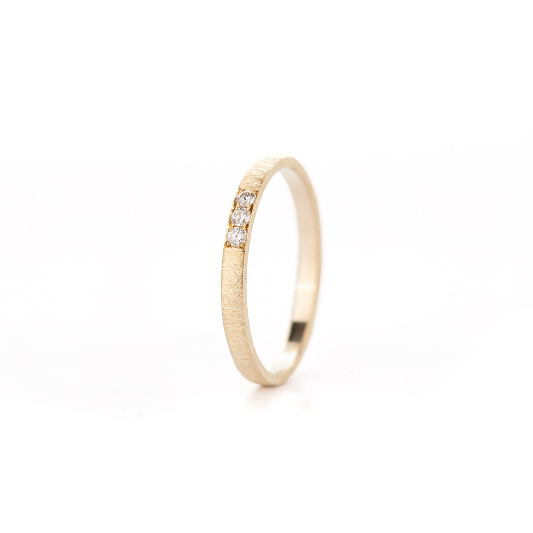 Verlovingsring in geelgoud , 3 diamantjes 0.02ct