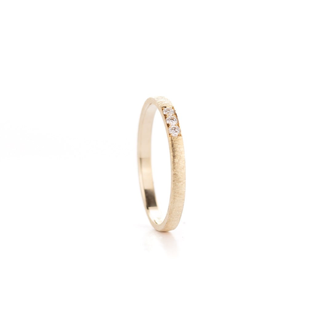 Verlovingsring in geelgoud , 3 diamantjes 0.02ct