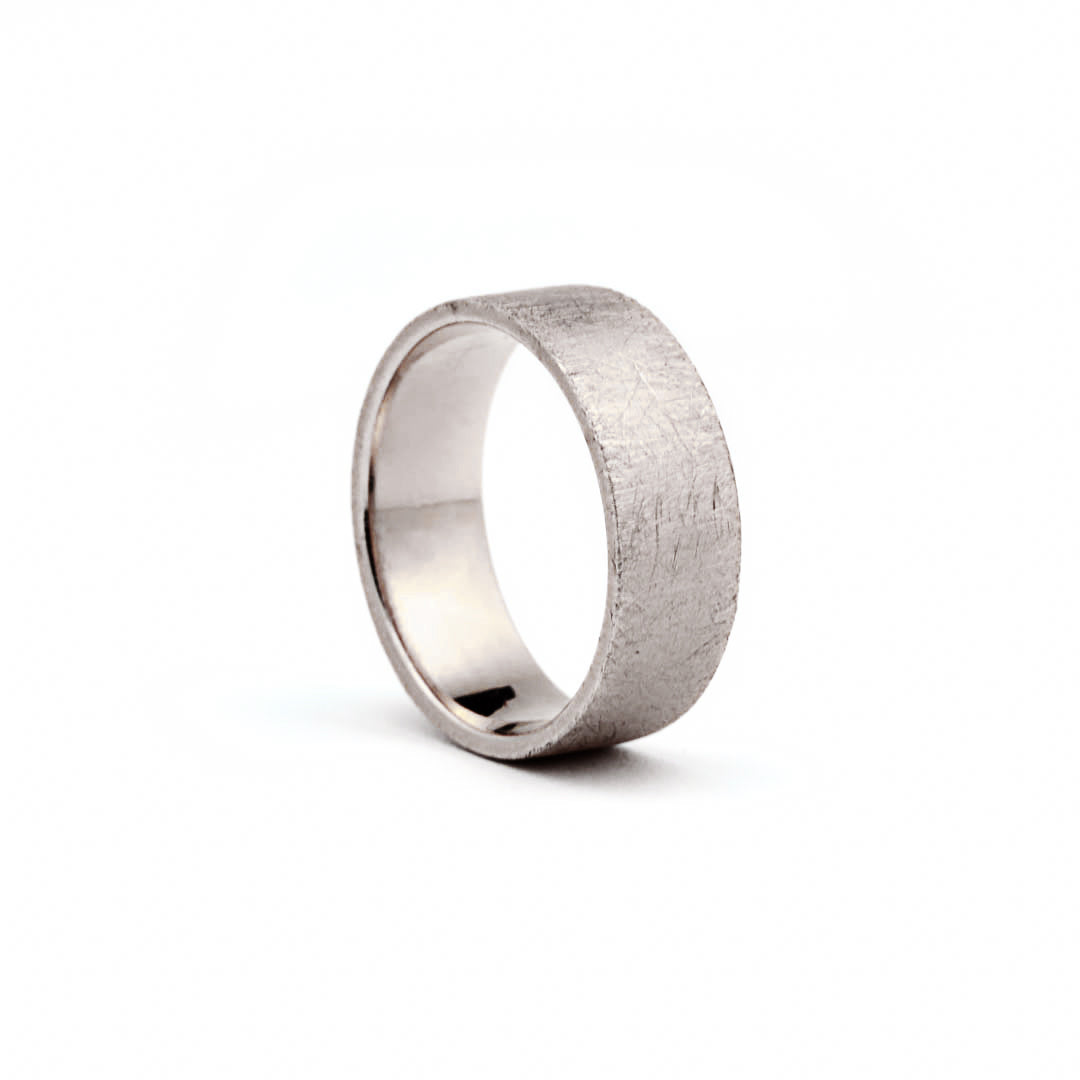 Trouwring Surface collectie – minimalistisch en verfijnd
