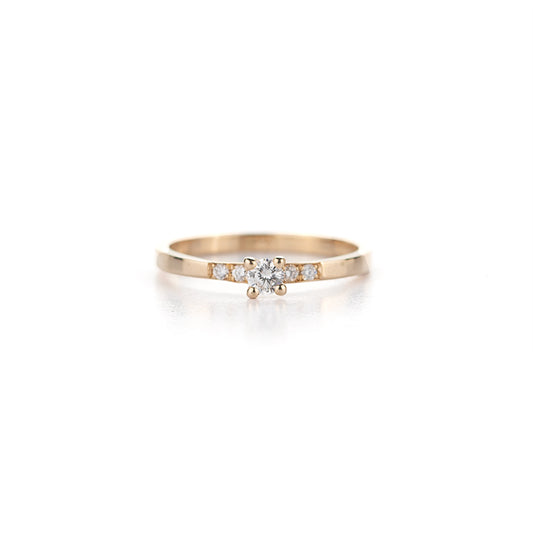 Handgemaakte verlovingsring in geelgoud – stAen Antwerpen