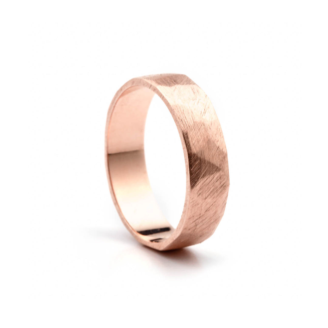 Trouwring in roodgoud, 5mm breed, Rock